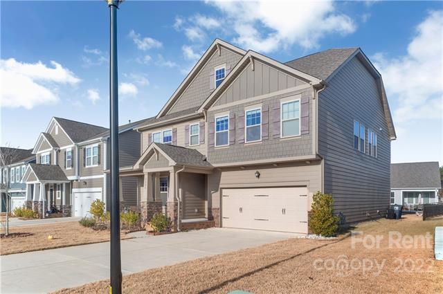 Building Photo - 2025 Union Grove Ln