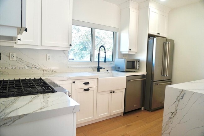 Building Photo - 2 NE 108th St