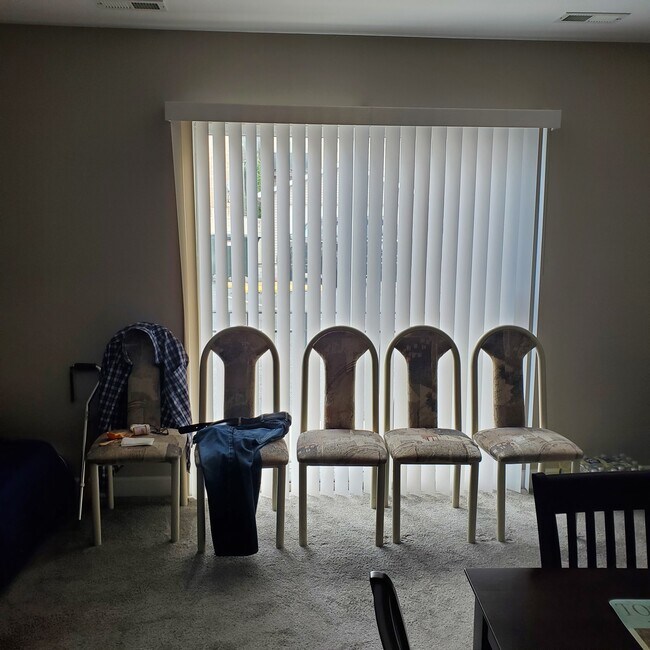 Foto del edificio - 3423 Ridgeland-102