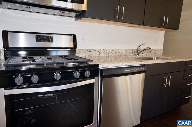 Foto del edificio - 2300 Price Ave