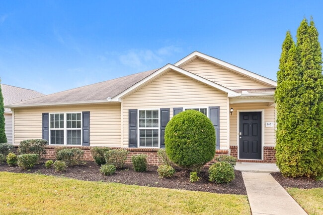 Building Photo - 3671 Blaze Dr