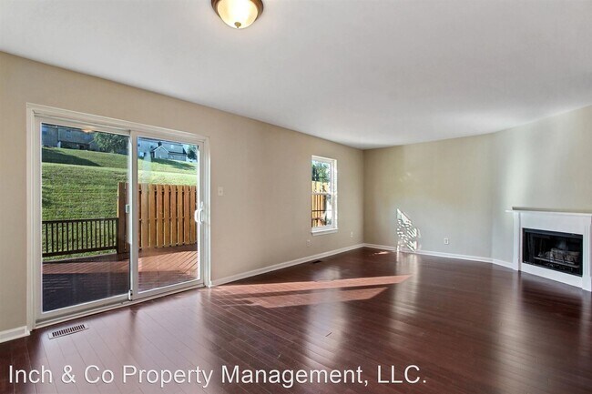 Foto del edificio - 3 br, 2.5 bath House - 51 Jayme Dr