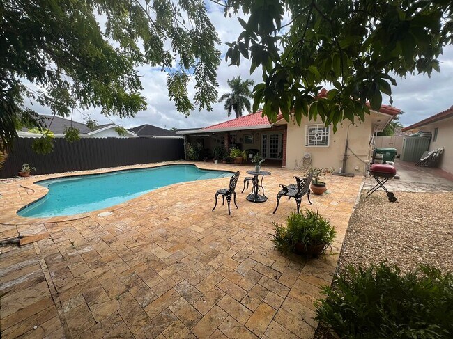 Building Photo - 13253 NW 7th Terrace