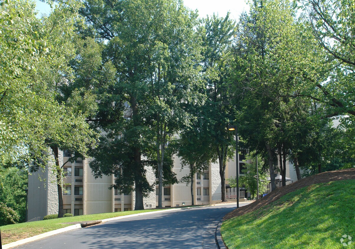 Building Photo - Sterling Place