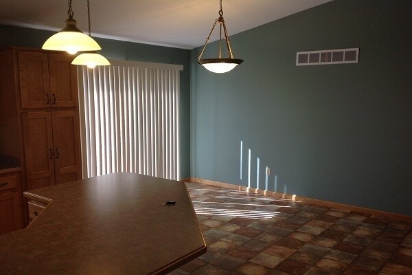 Foto del edificio - Beautiful 5 bedroom, 3 bathroom Country Home with Barn!