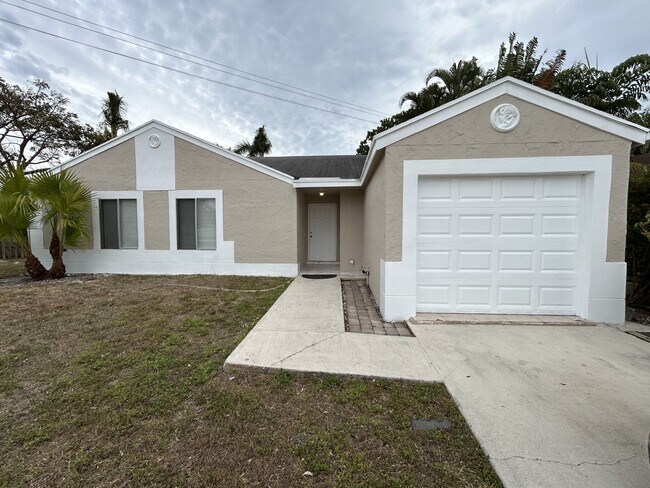 Building Photo - 18766 Cloud Lake Cir