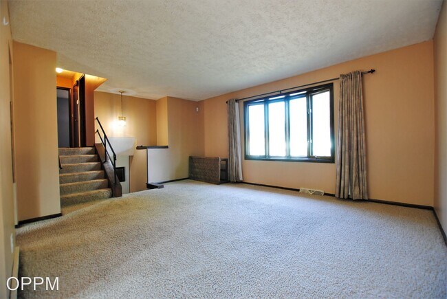 Foto del edificio - 4 br, 1.5 bath House - 9415 Jaynes St.