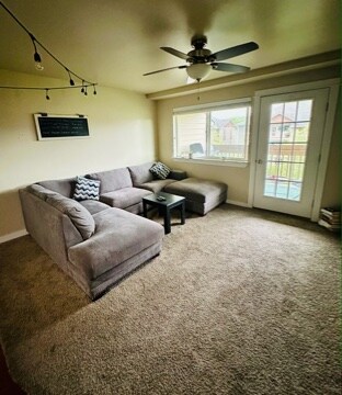 Foto del edificio - 2236 Baxter Ln