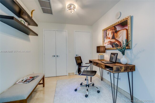 Foto del edificio - 888 Biscayne Blvd