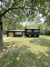 Building Photo - 1609 NE 60th Terrace