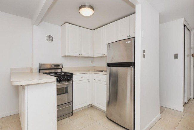 Foto del edificio - 220 East 2nd Street