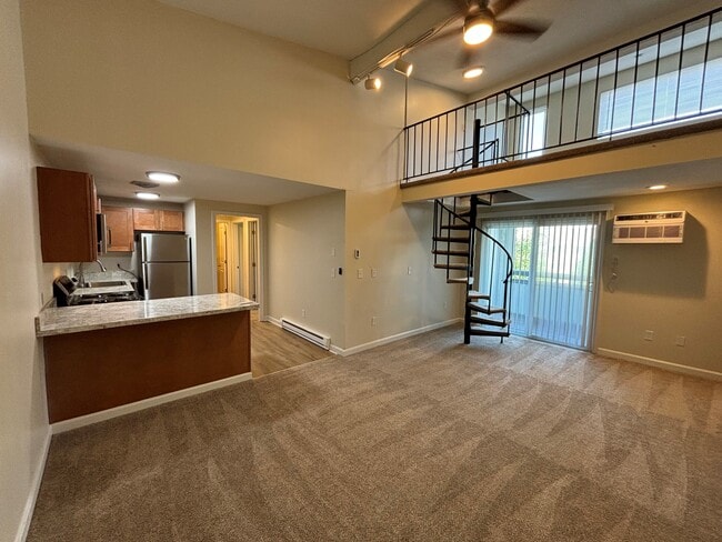Building Photo - Long Meadow Landings