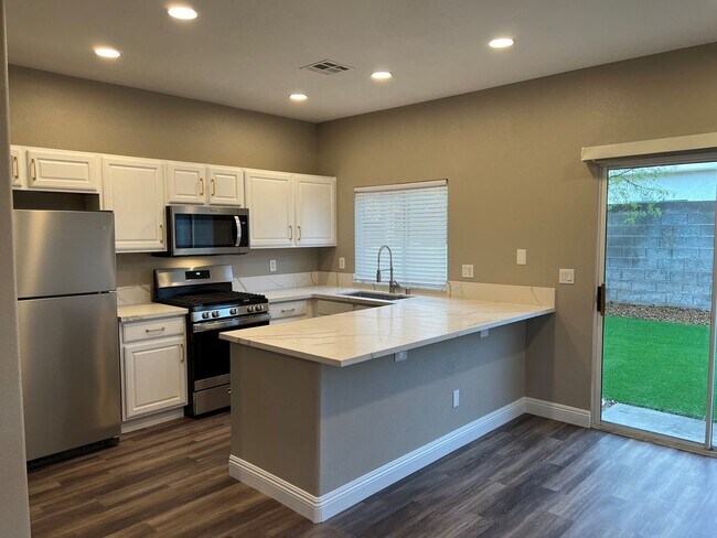 Foto del edificio - 2 br, 2.5 bath House - 2594 Lazy Saddle Drive