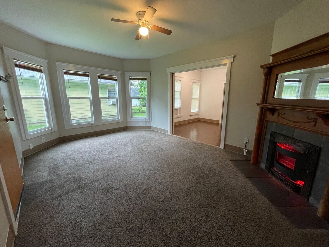 190 Blake Blvd Apartment for Rent in Galesburg, MI