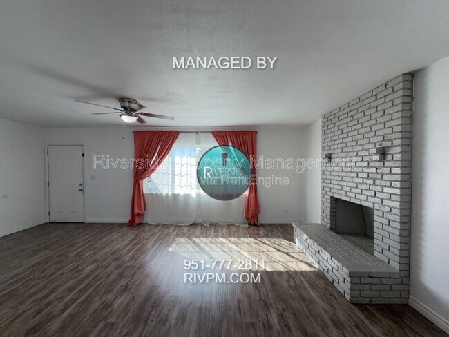 Foto del edificio - 9817 Olive St