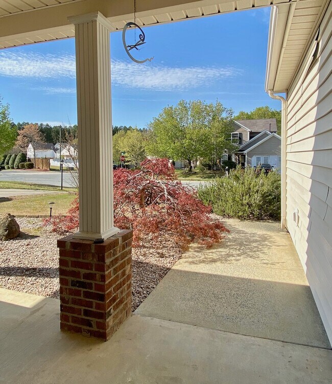 Building Photo - 4623 Dolwick Dr