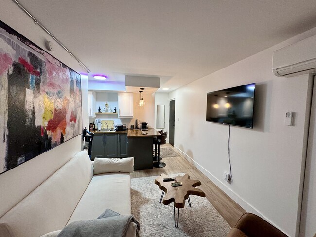 Photo du bâtiment - 1030 Lillian Ave