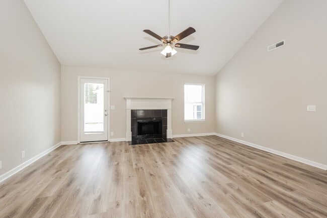 Foto del edificio - 1246 Catawba Way