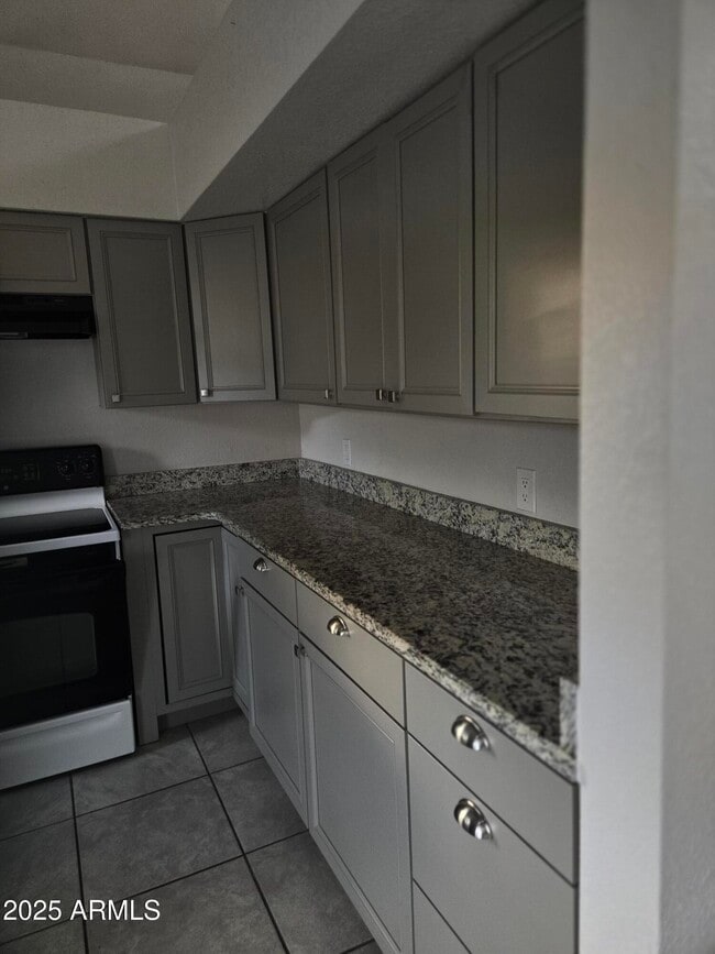 Building Photo - 3282 Ridge Crest St