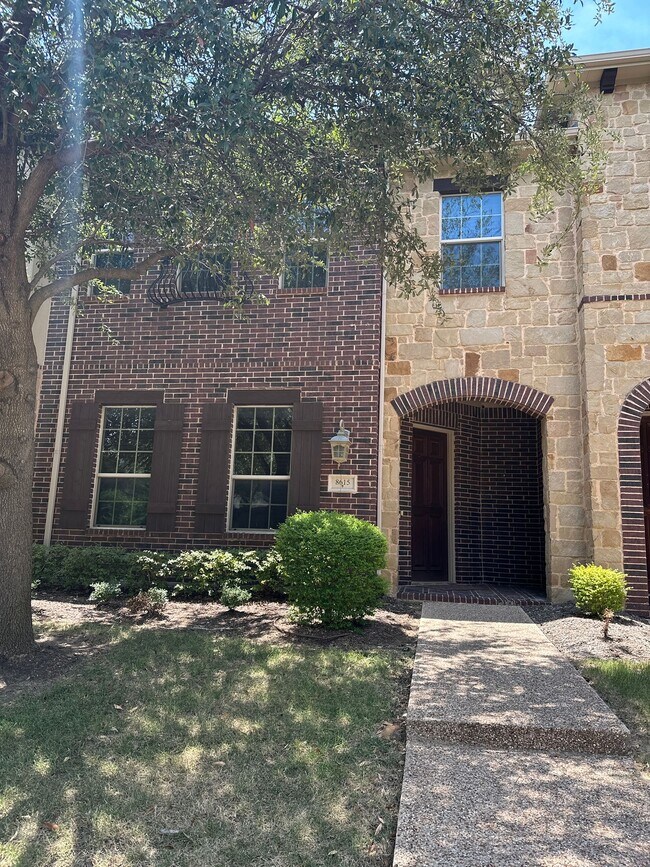 Foto del edificio - 8615 Augustine Rd