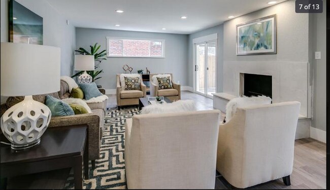 Building Photo - Gorgeous 4-bedroom with Spacious Yard and ...