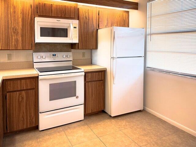 Foto del edificio - 3501 Village Blvd