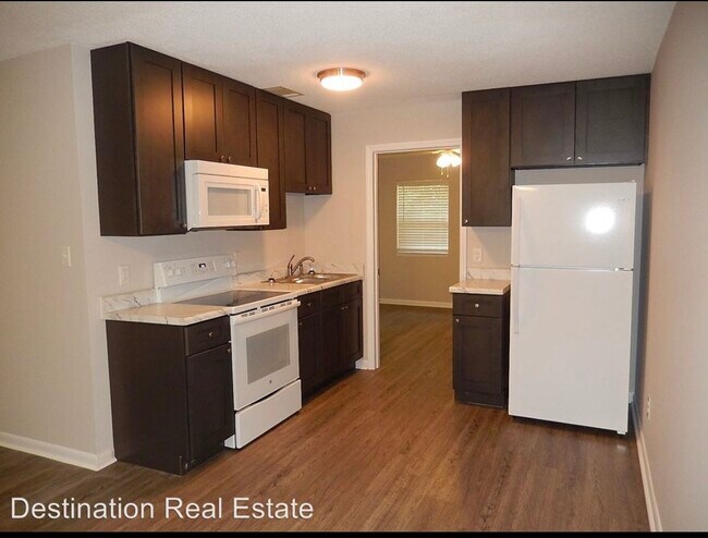 Building Photo - 3212 Jim Lee Road, Unit B1