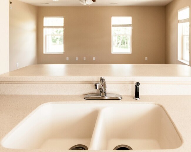 Renaissance Hills Apartments Mount Vernon, IL