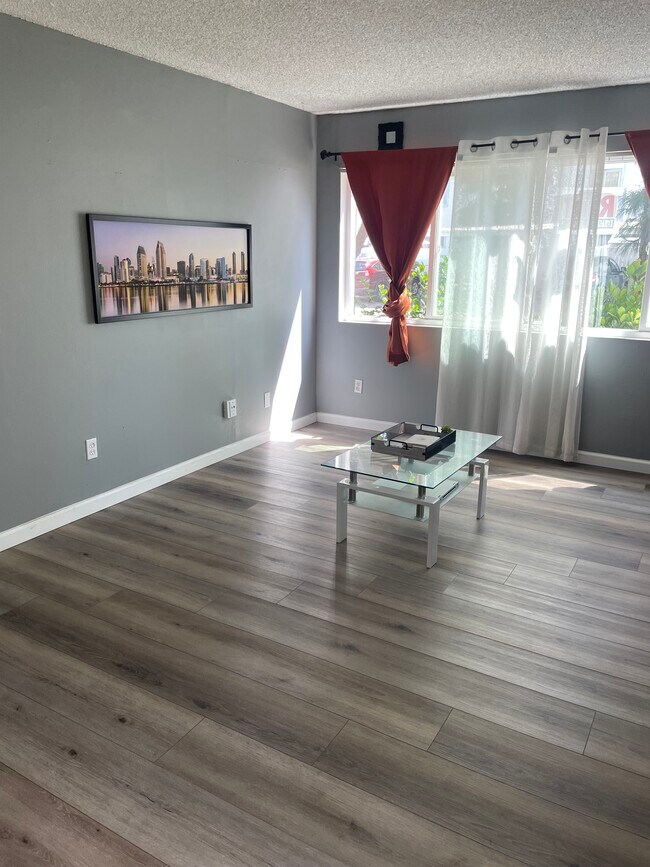 Living room - 3546 Del Sol Blvd