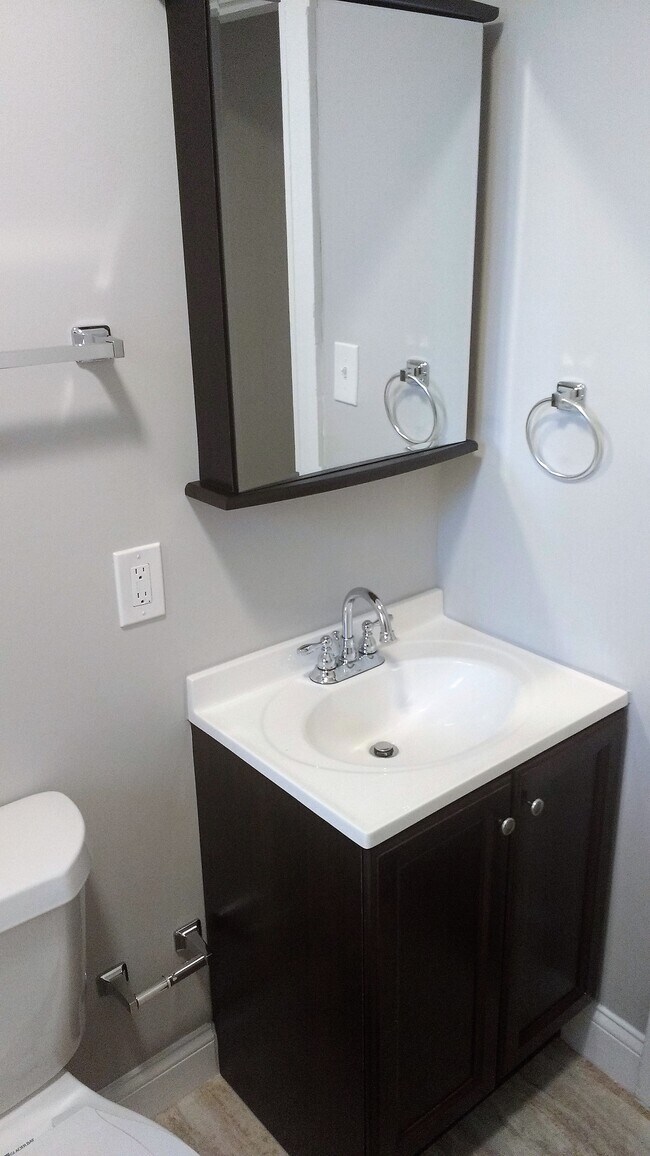 Foto del edificio - 3710 Hereford St