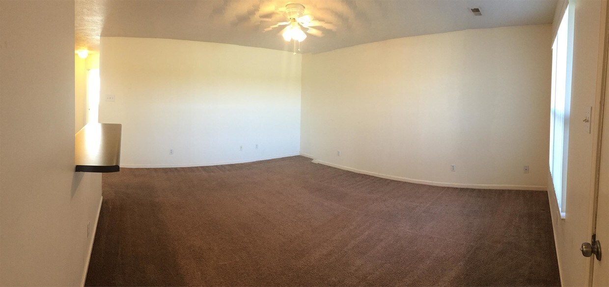 2903 N Reed Station Rd, De Soto, IL 62924 Townhome Rentals in De Soto