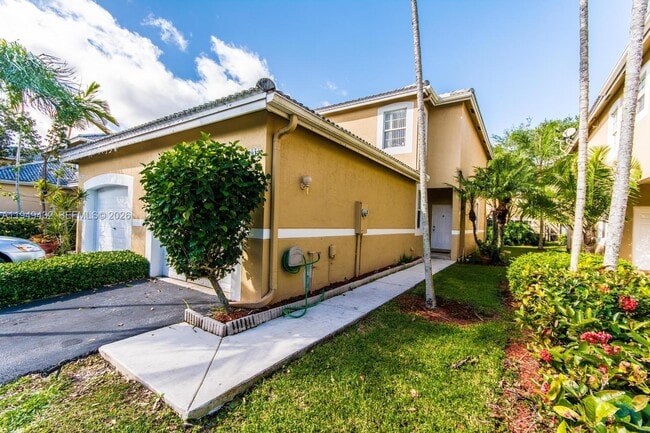 Foto del edificio - 1911 Madeira Dr