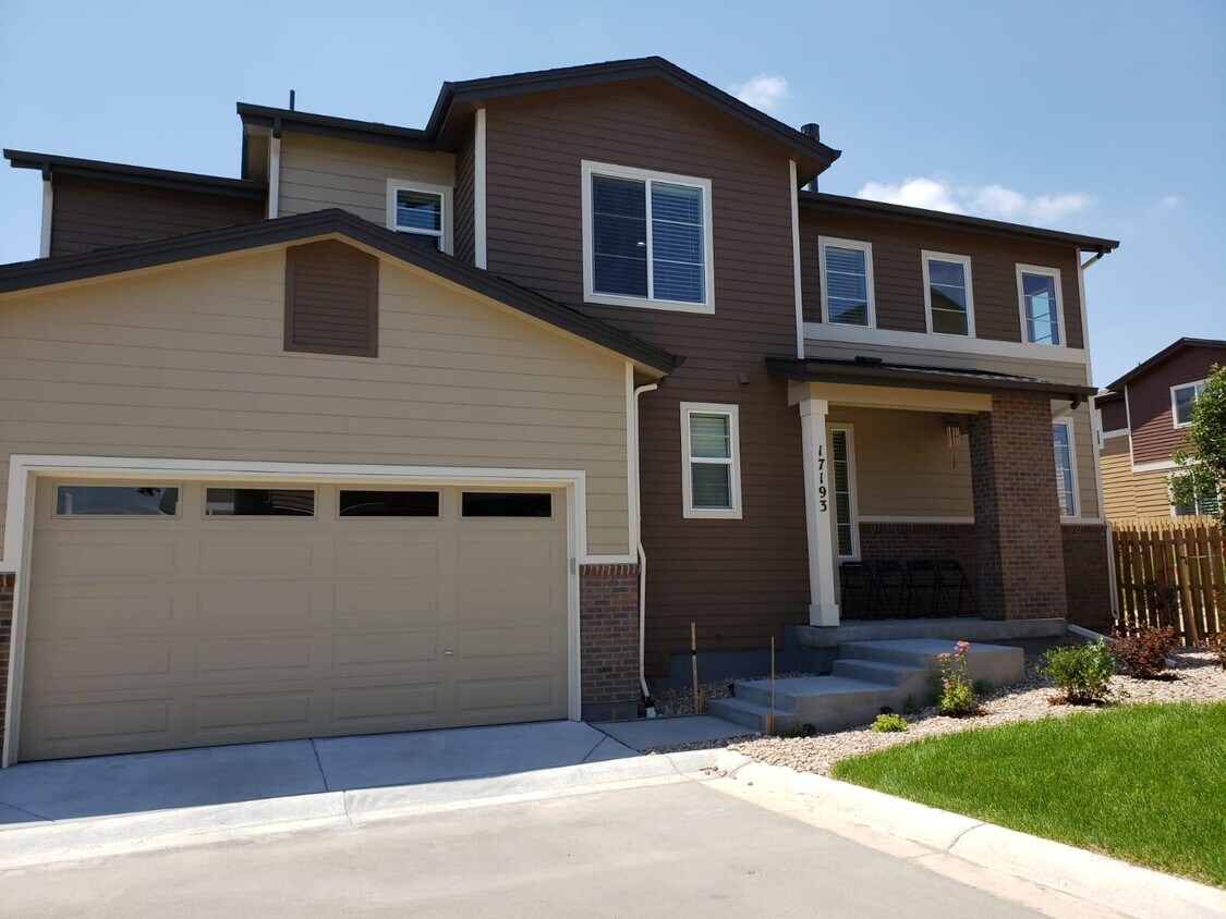 Foto principal - 17193 E Springfield Ct