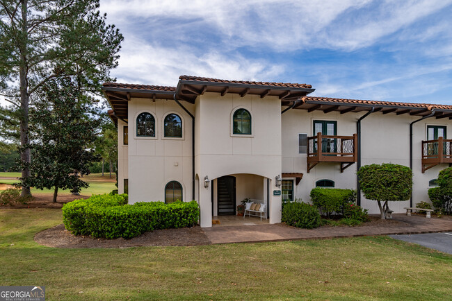 Foto del edificio - 401 Cuscowilla Dr