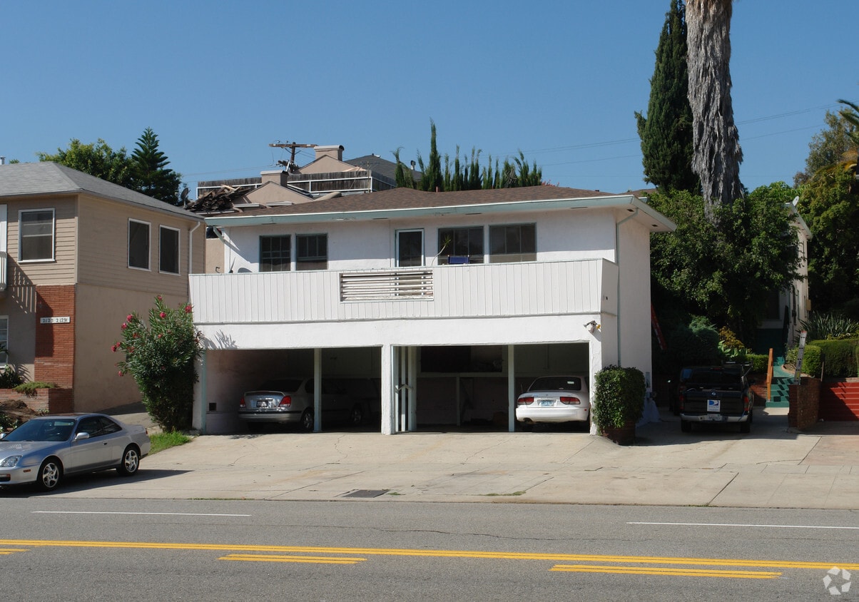 Building Photo - 2121 S Beverly Glen Blvd