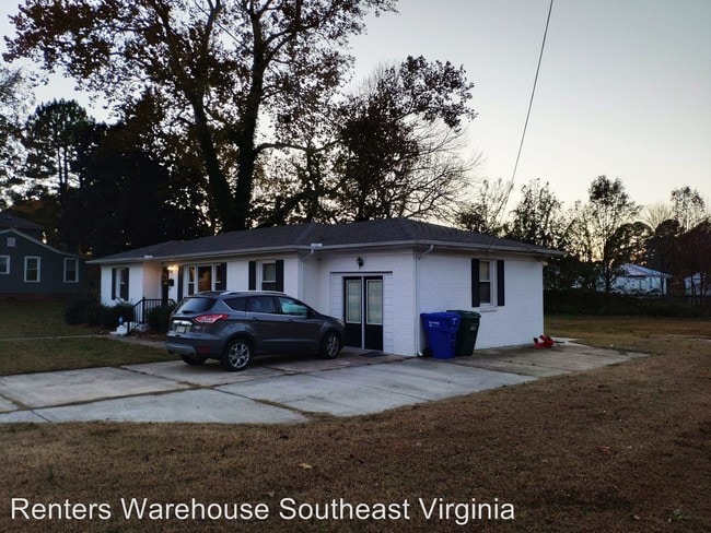 Building Photo - 3 br, 1 bath House - 419 S Main Street