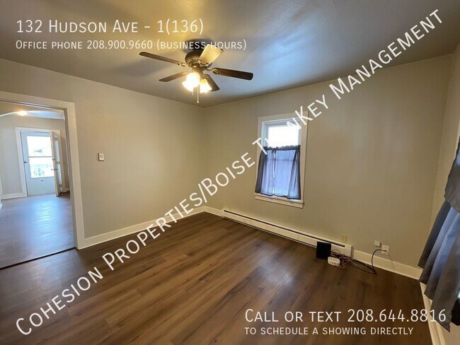 Building Photo - Cute 1 Bedroom Home with a bonus room