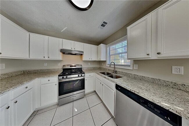 Building Photo - 3854 Rivers Run Trace