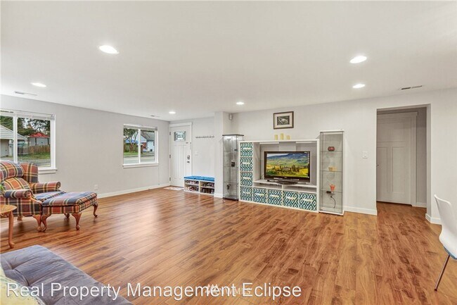 Foto del edificio - 4 br, 2 bath House - 5308 230th St SW