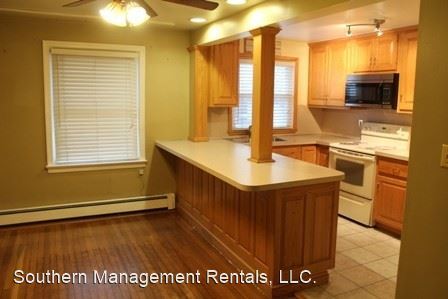 Foto del edificio - 3 br, 1.5 bath House - 1425 Fourth Ave.