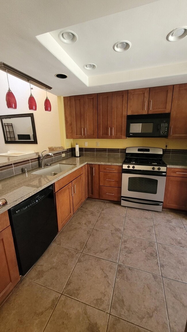 Building Photo - 54673 Oak-Hill
