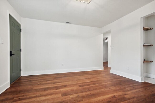 Foto del edificio - 782 Dixie Ave NE