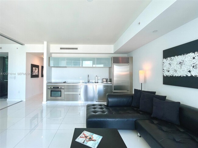 Foto del edificio - 1040 Biscayne Blvd