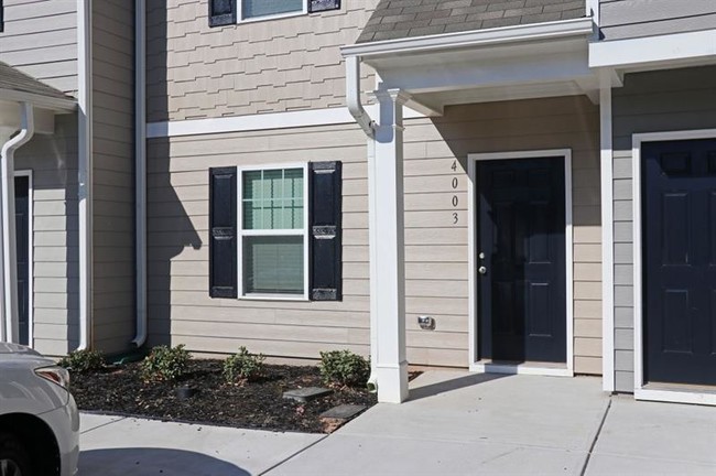 Foto del edificio - 4003 Avalon Rd SW