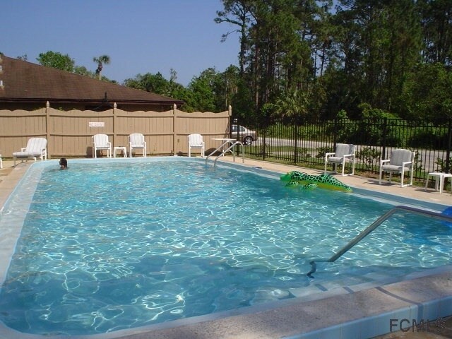 Building Photo - 2 Bedroom 1.5 Bath Condo in Flagler Beach,...
