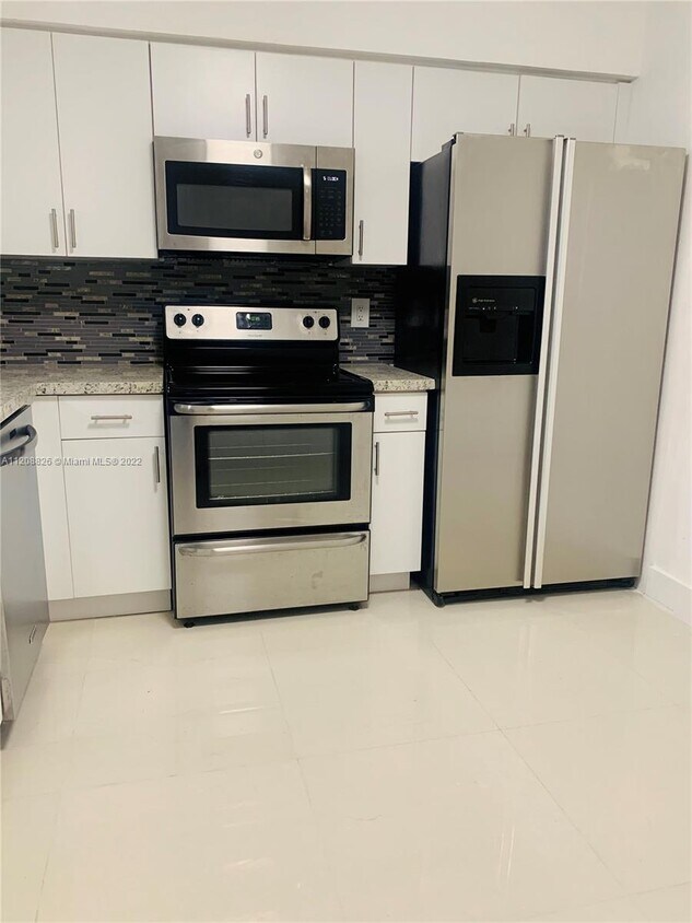 6651 Custer St, Hollywood, FL 33024 House for Rent in Hollywood, FL