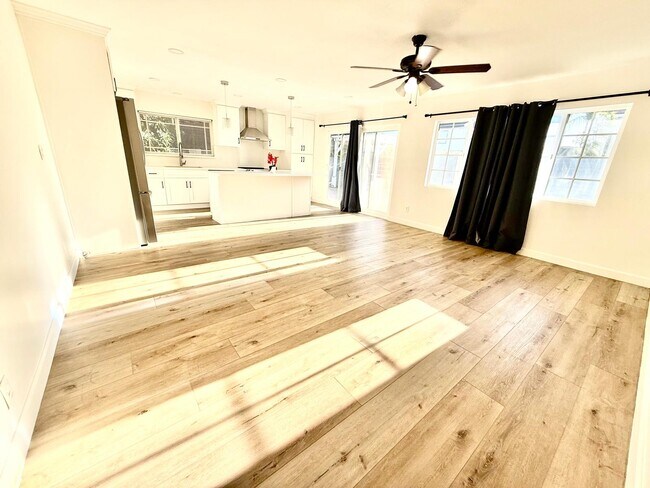 Foto del edificio - 2121 Mignon Way