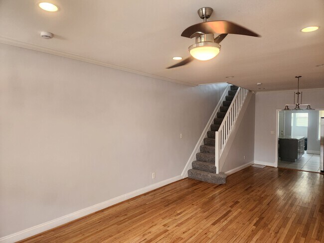 Planta principal - 614 McKewin Ave
