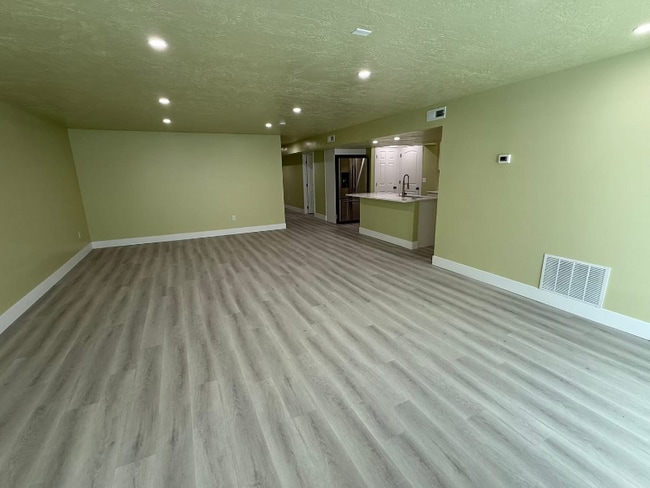 Building Photo - 13828 S Scenic Meadow Ct