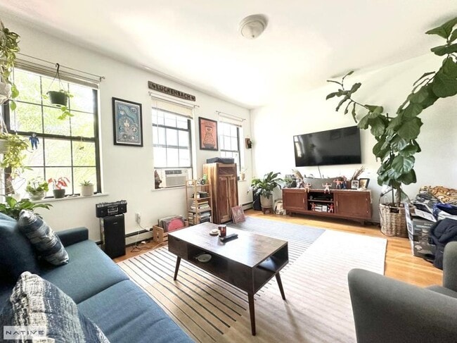 Foto del edificio - 2 bedroom in BROOKLYN NY 11222